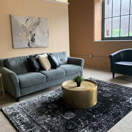 Frontdesk I Sycamore Place Apts Downtown Σινσινάτι Εξωτερικό φωτογραφία